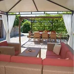 Domaine Vinodolsun Zwei Villen, Ein Grundstueck Und Platz Fuer Bis Zu 18 Personen Bribir (Primorje-Gorski Kotar)