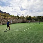 Villa Domaine Vinodolsun Zwei Villen, Ein Grundstueck Und Platz Fuer Bis Zu 18 Personen