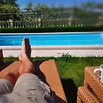 Domaine Vinodolsun Zwei Villen, Ein Grundstueck Und Platz Fuer Bis Zu 18 Personen *