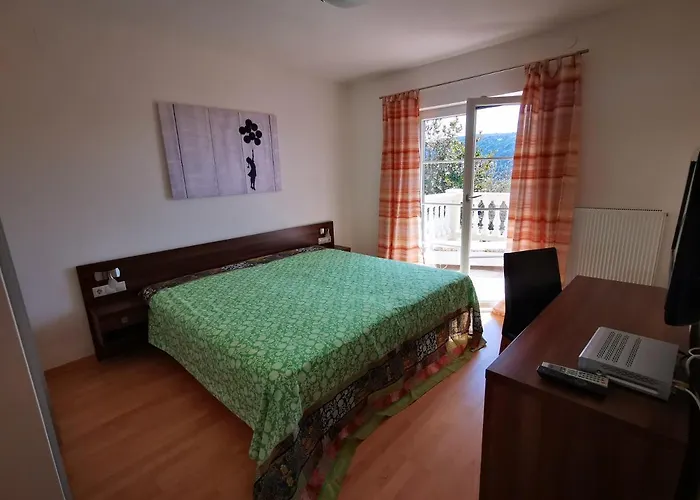 Domaine Vinodolsun Zwei Villen, Ein Grundstueck Und Platz Fuer Bis Zu 18 Personen Villa *