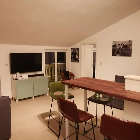Domaine Vinodolsun Zwei Villen, Ein Grundstück Und Platz Für Bis Zu 20 Personen Villa *