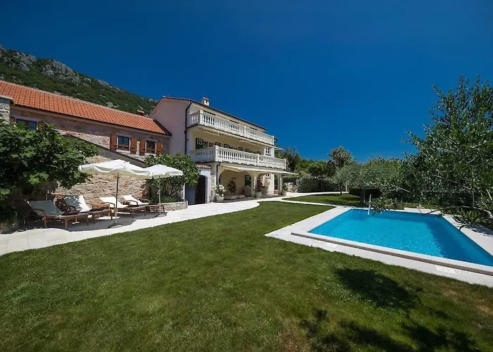 Villa Domaine Vinodolsun Zwei Villen, Ein Grundstueck Und Platz Fuer Bis Zu 18 Personen Bribir (Primorje-Gorski Kotar)